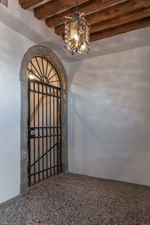 شقة Palazzo Della Torre البندقية المظهر الخارجي الصورة